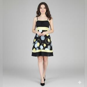 Like New Stylish Black and Yellow Circle Semi-formal Dress
